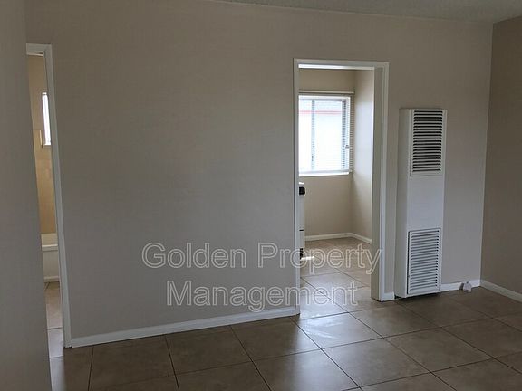 2nd image of 4210 Haines St APT 4