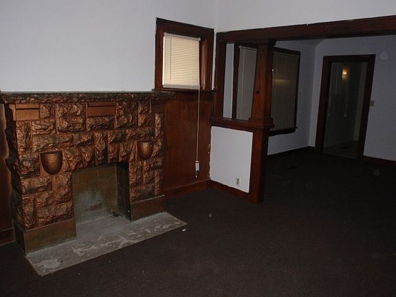 5th image of 4408 Wabash Ave