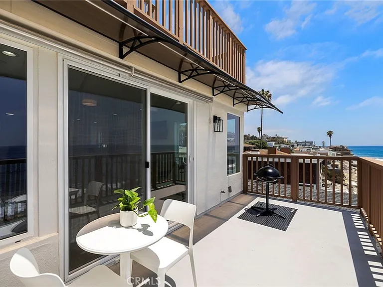 1045 Gaviota Dr #B — Photo 28