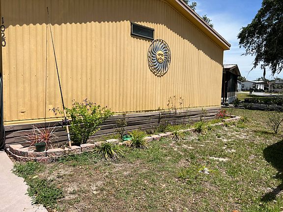 2nd image of 1020 Dogwood Cir