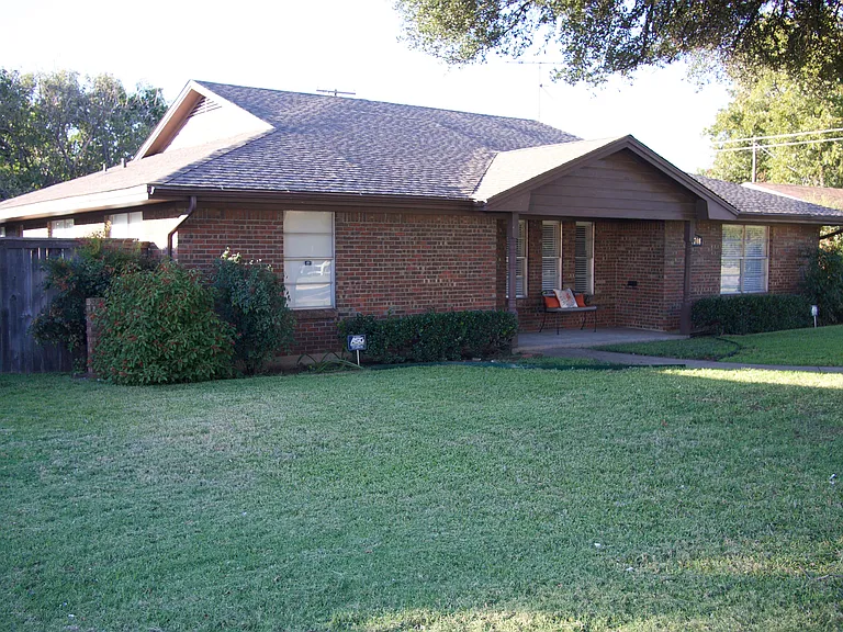 4708 South Dr — Photo 9