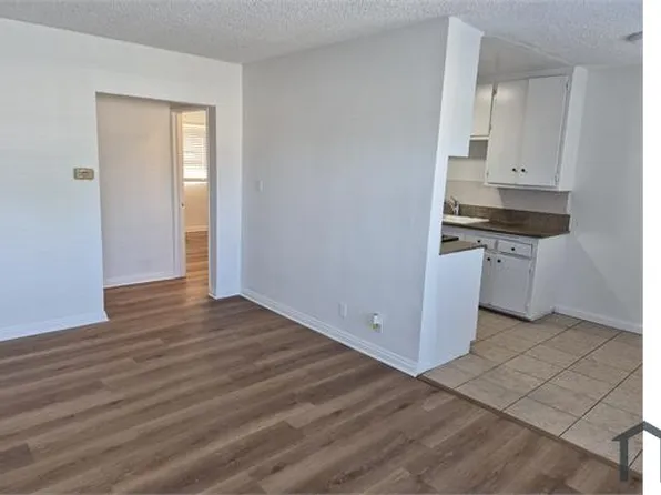 1120 W Florence Ave, Los Angeles, CA 90044