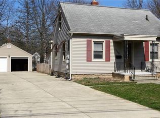 315 Fowles Rd, Berea, OH 44017