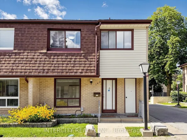 21 Livonia Pl #142, Toronto, ON M1E 4W5