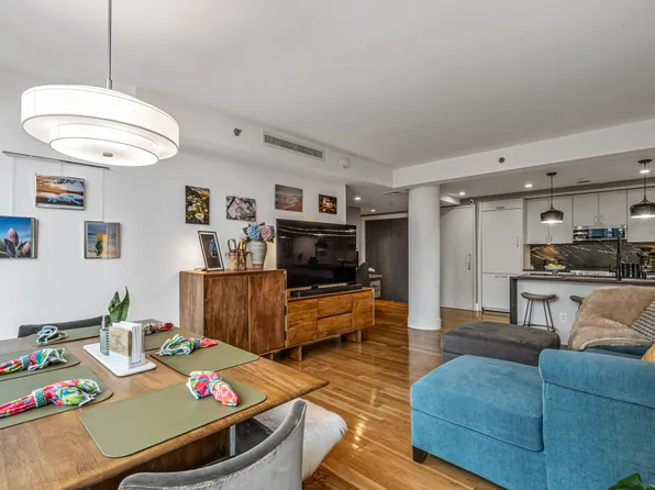 554 4th Avenue image 9 of 26