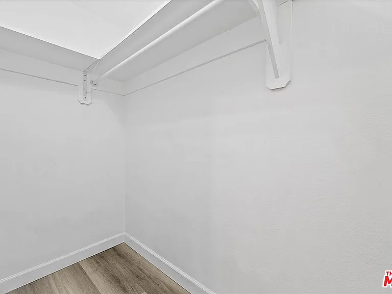 721 Beloit Ave — Photo 12