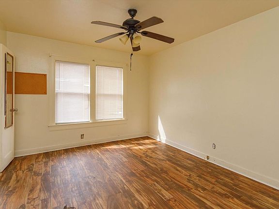 4th image of 660 3rd Ave S