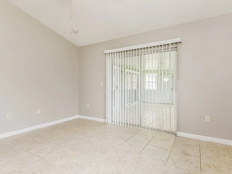 2009 Ipsden Dr — Photo 11