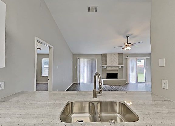 3rd image of 220 Kalmia Dr #368