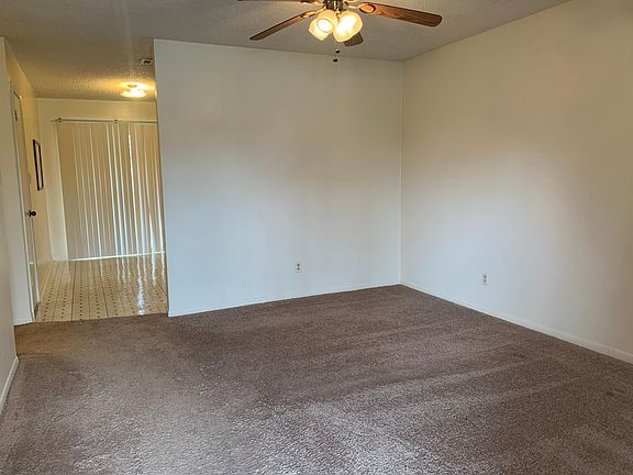 3rd image of 101 Willenberg St #7