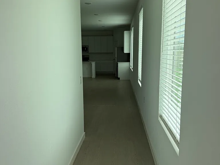 1446 Leticia Gln — Photo 10