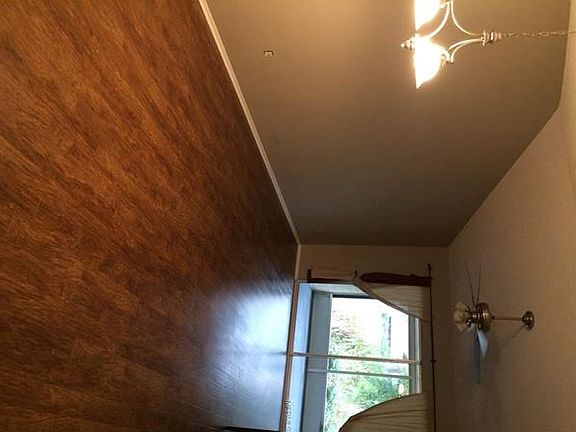 3rd image of 780 N Jefferson Ave #780