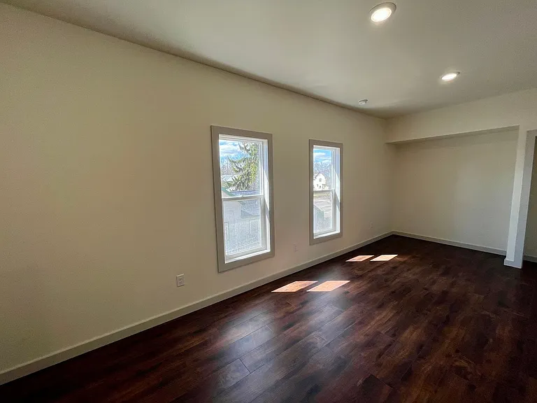 507 Hamilton St — Photo 4
