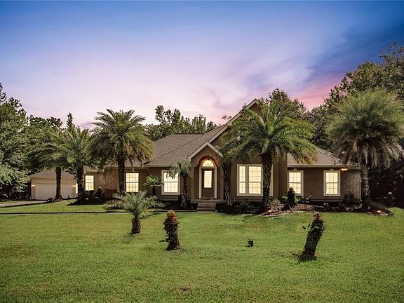 2nd image of 1039 Woodview Dr