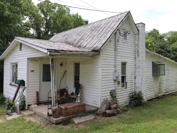 354 Garrett Ave, Brooksville, KY 41004