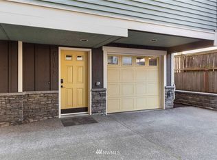 618 N 45th St #B, Seattle, WA 98103