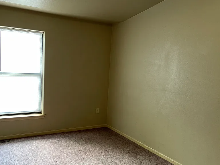 404 S Johnson St #7 — Photo 8