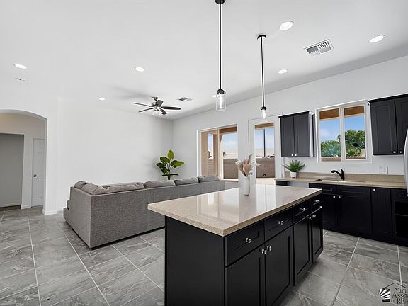 5th image of 3703 S Falcon Dr