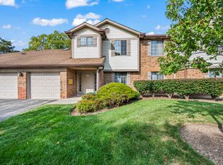 4210 N Mallard Dr UNIT 4, Arlington Heights, IL 60004
