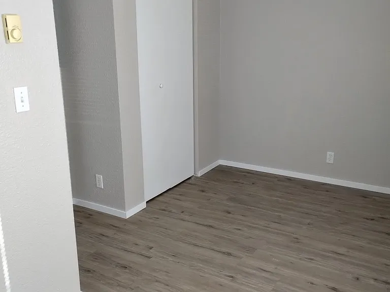 764 Humboldt Ave #3 — Photo 8