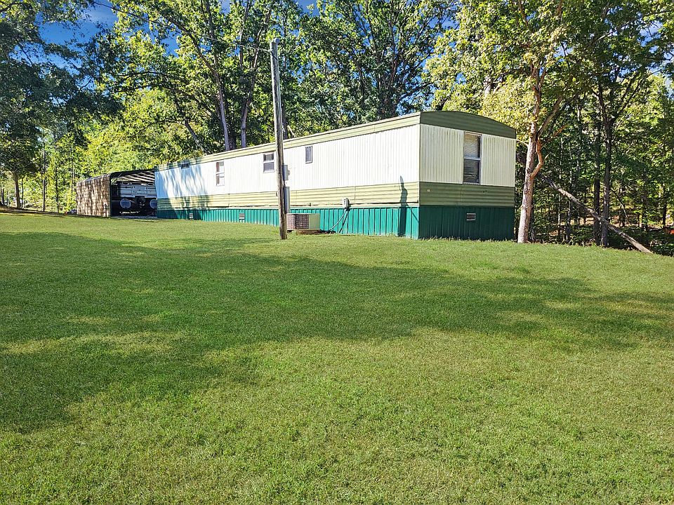 1st image of 60 White Oak Dr