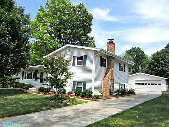 1st image of 394 Cheyenne Dr