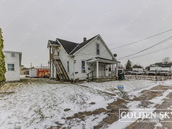 421 W 9th St, Muncie, IN 47302