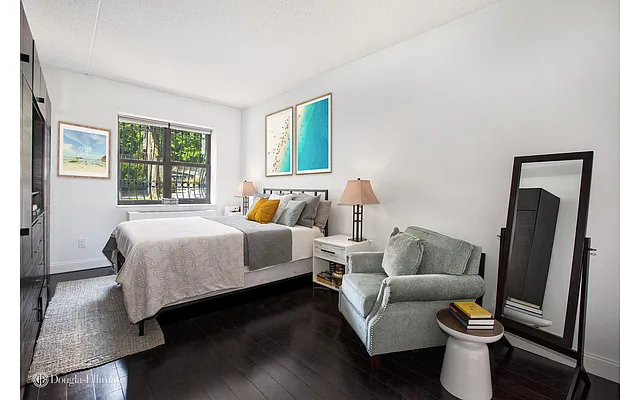 Sold by Douglas Elliman | media 28