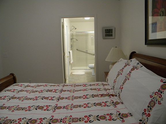 3rd image of 2117 W Jordan Villa Dr