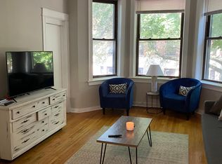 3554 N Wilton Ave UNIT 2F, Chicago, IL 60657