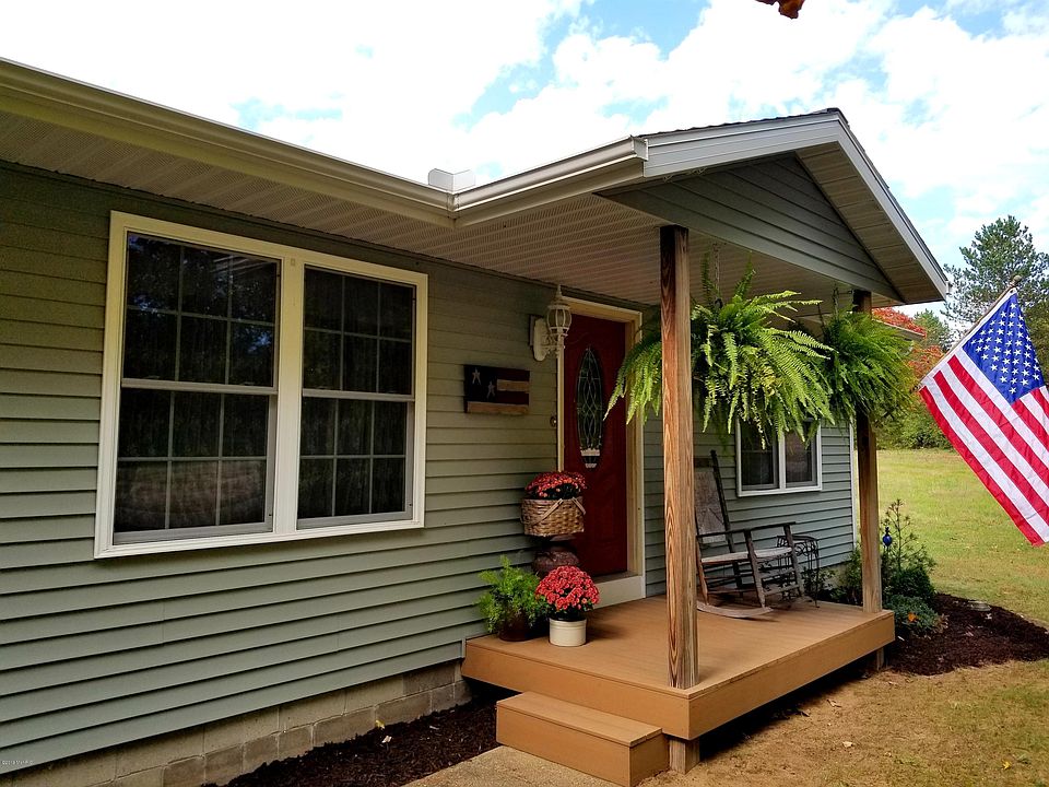 1st image of 66840 32nd St