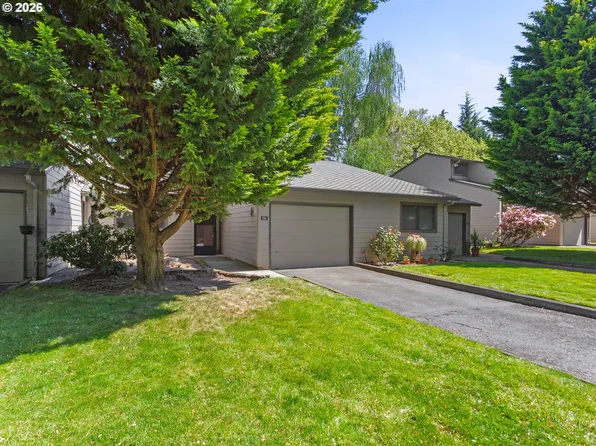 7924 NE Loowit Loop APT 16, Vancouver, WA 98662
