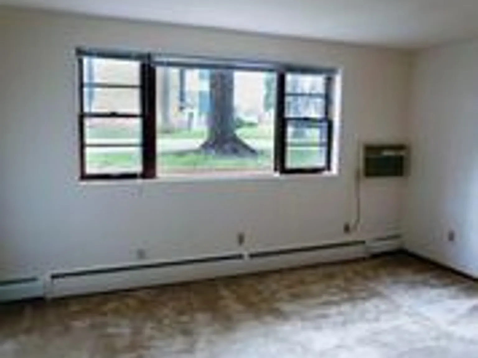 8209 West 30th 1/2 St. (Saint Louis Park) — Photo 4