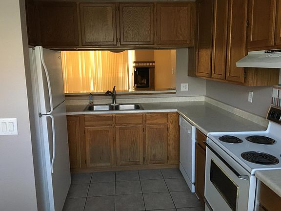 5th image of 3921 W Ivanhoe St Unit 180
