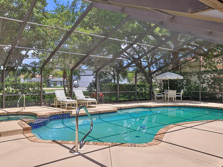 1807 Lindbergh Ln — Photo 40