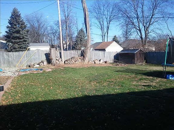 2nd image of 7172 Colonial Dr