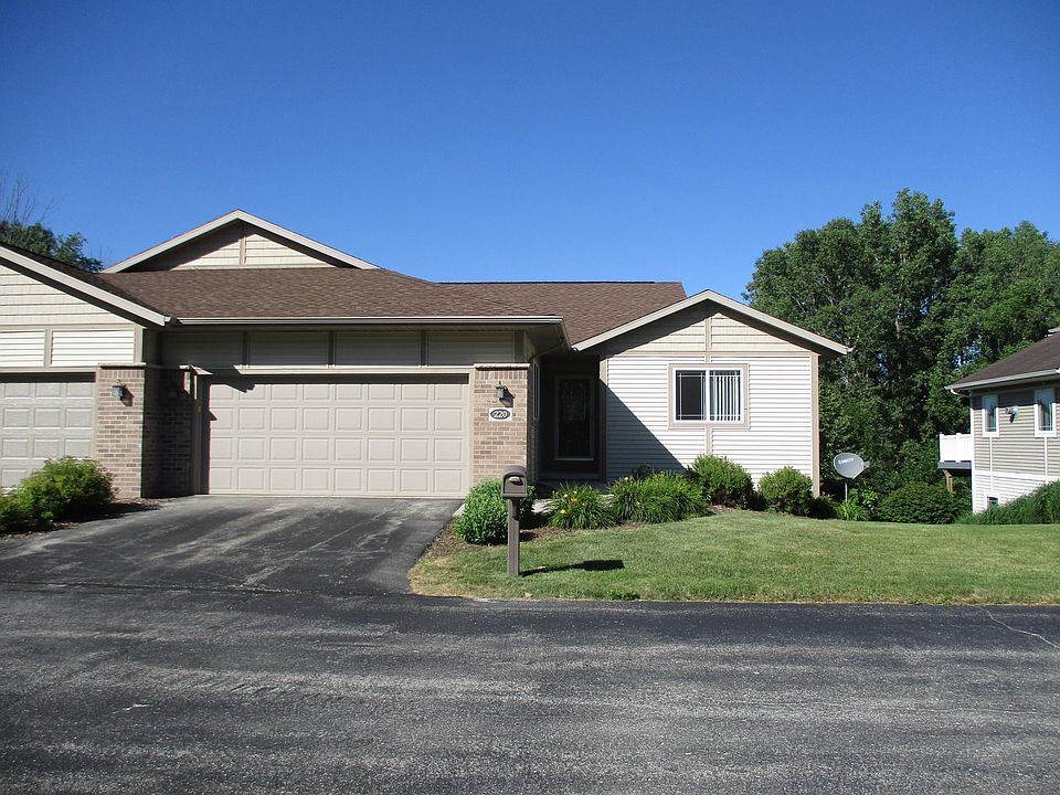 1st image of 220 S Hills Ct #A