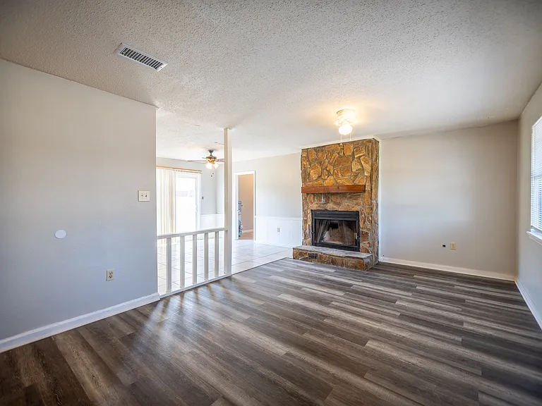 4203 Beckmont Dr-5_01072022