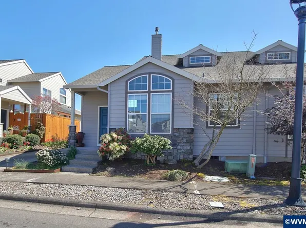 4856 NW Huserik Dr, Portland, OR 97229