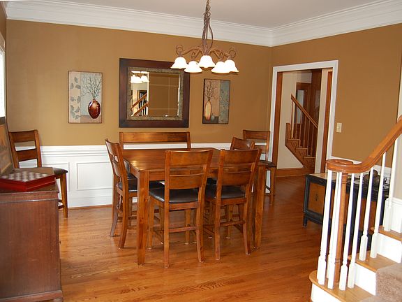 4th image of 5318 Silchester Ln