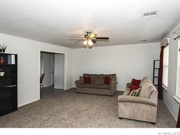 4th image of 3045 E Johnston Ave