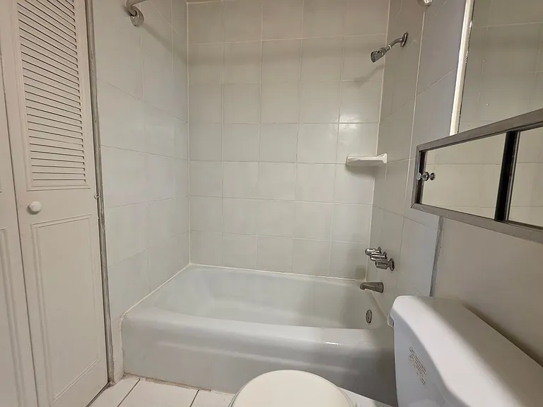 Ariel Place — Photo 57