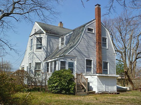 3rd image of 187 Greene Ave