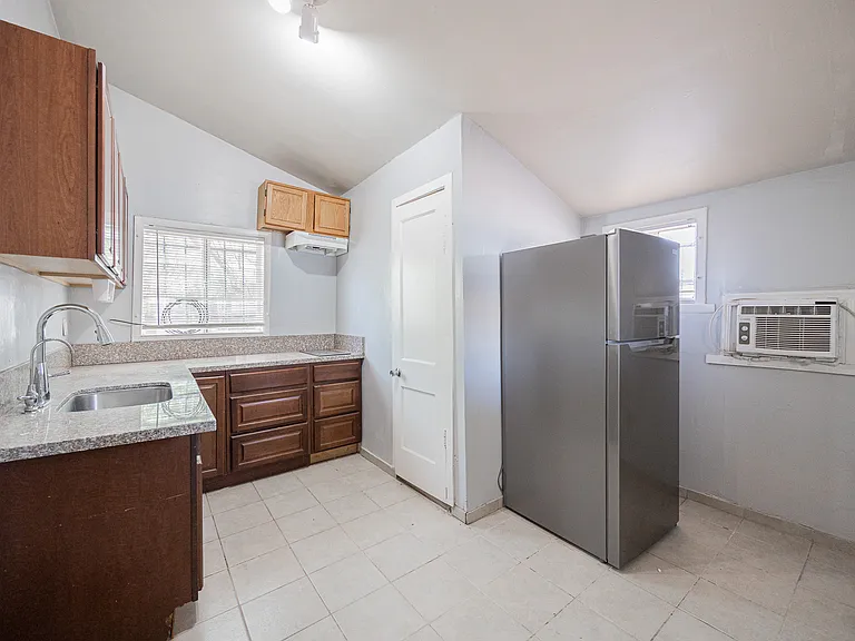 610 N 9th St, Phoenix Az — Photo 7