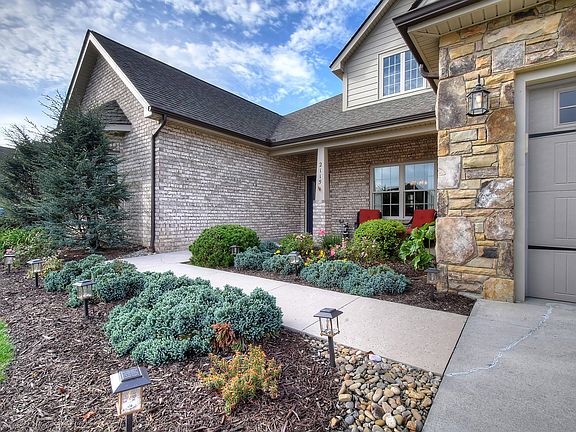 4th image of 2115 Sawyers Pond Dr
