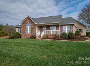 1611 Emmaus Walk, Conover, NC 28613