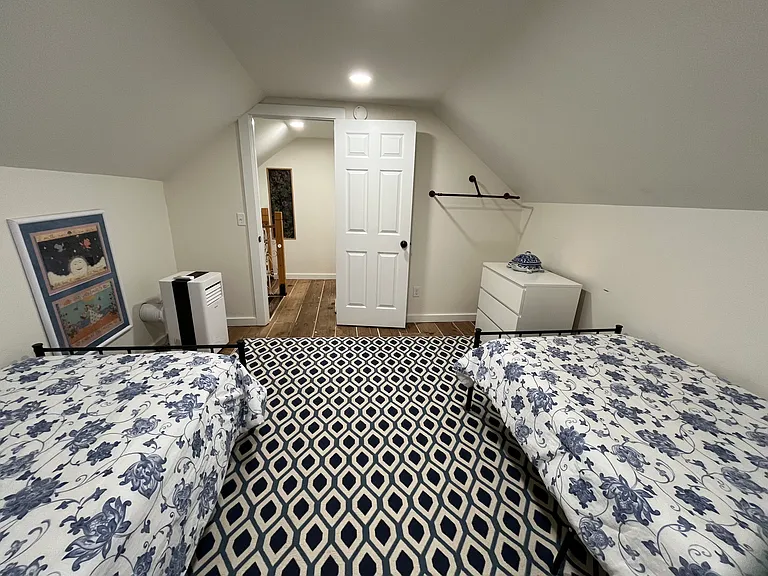 1124 Arbor St — Photo 19