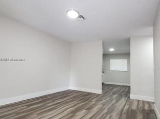 450 SW 2nd St #8, Pompano Beach, FL 33060