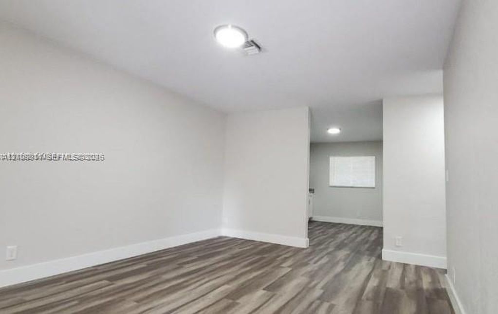 450 SW 2nd St #8, Pompano Beach