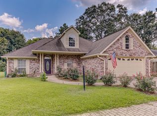 335 Warrenton Rd, Vicksburg, MS 39180